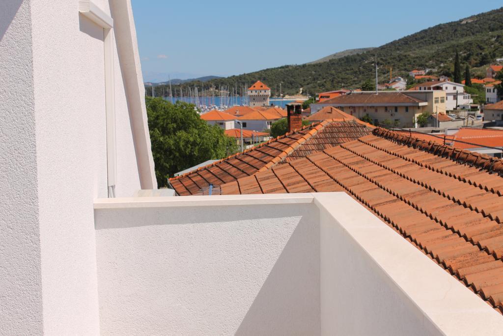 מרינה Apartments Yerkovic מראה חיצוני תמונה