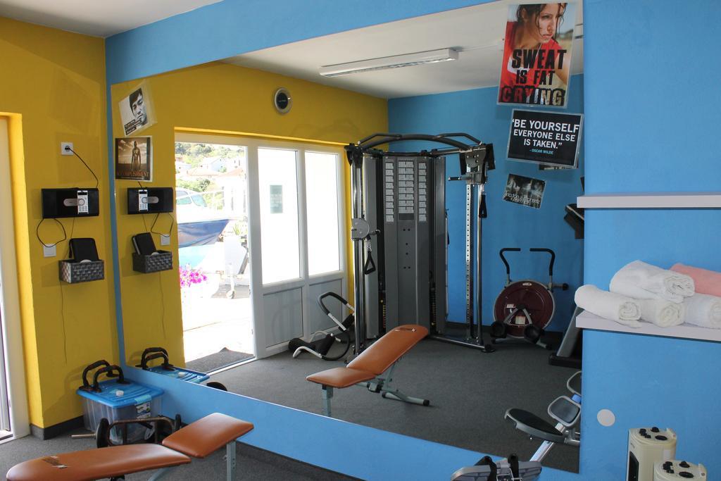 מרינה Apartments Yerkovic מראה חיצוני תמונה