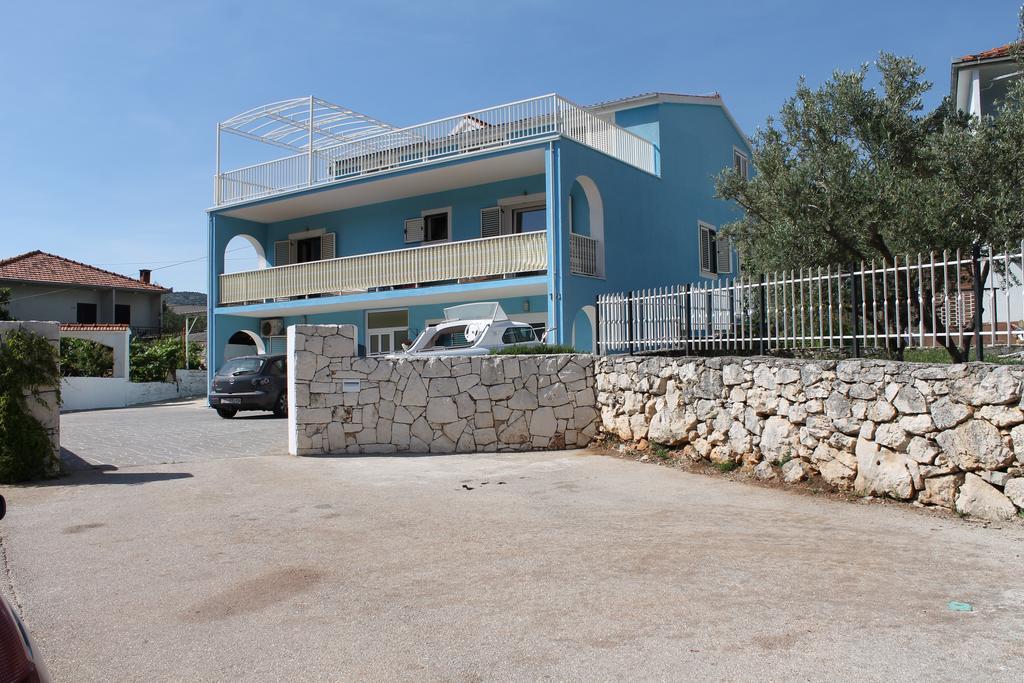 מרינה Apartments Yerkovic מראה חיצוני תמונה
